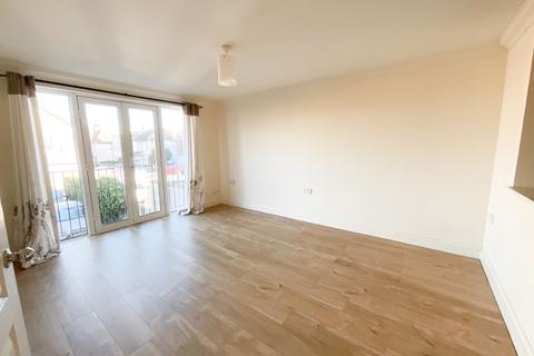 2 bedroom flat to rent, 547 London Road, Westcliff-on-Sea SS0