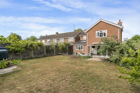 undefined, Park Road, Grendon Underwood, HP18