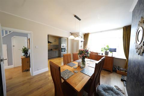 52 Burniston Road, Hull, HU5 4JY