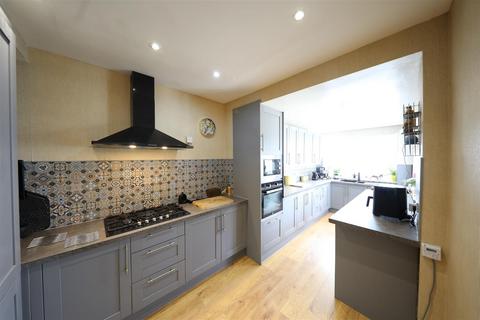 52 Burniston Road, Hull, HU5 4JY