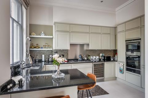 2 bedroom apartment for sale, Albury Park Mansion, Albury Park, Albury, Guildford, Surrey, GU5