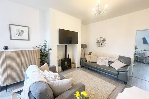 383 Oldham Road, Middleton, Manchester, M24 2DN
