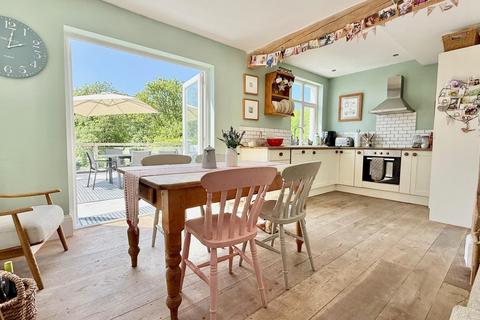 Valley View Corilhead Road, Braunton, EX33 2EW