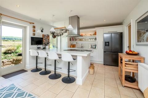 4 bedroom cottage for sale, Peacock Lane, Tysoe, Warwick