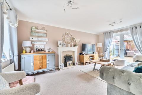 3 bedroom detached house for sale, Hastings Road, Melksham SN12