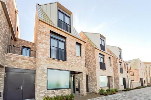 3 bedroom townhouse for sale, Aston Terrace, Cambridge, Cambridgeshire