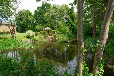 undefined, Mill Lane, West Byfleet KT14