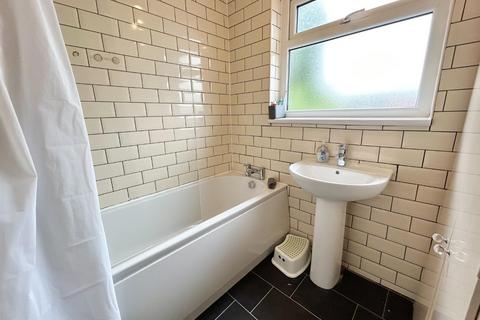 69 Cringle Road, Manchester, M19 2RQ