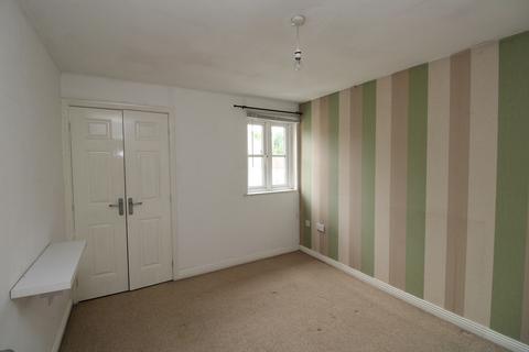 2 bedroom flat for sale, Trist Way, Ifield, Crawley, West Sussex. RH11 0LX