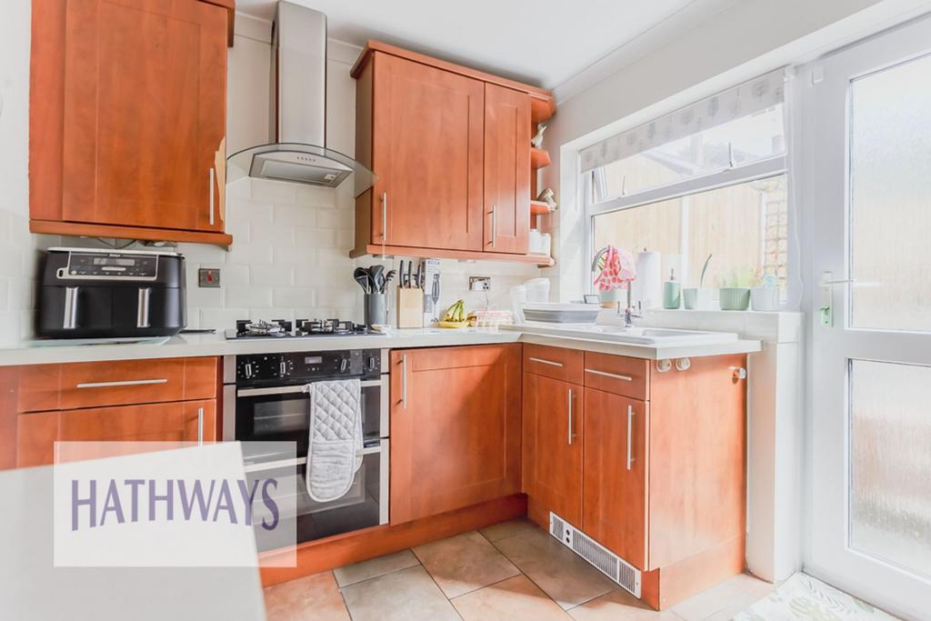 Fitted kitchen