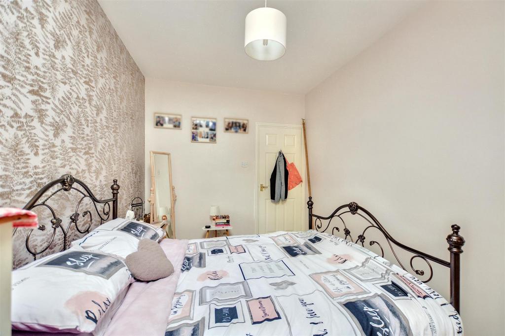 Bedroom 2.jpeg