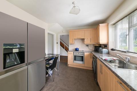 4 North Acre, Banstead, SM7 2EG