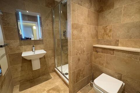 5 Chrisharben Court, Clayton, Bradford, BD14 6AF