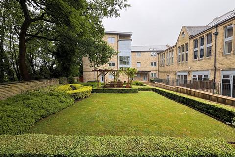 5 Chrisharben Court, Clayton, Bradford, BD14 6AF