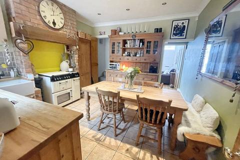 3 bedroom terraced house for sale, Longmore Road, Solihull B90