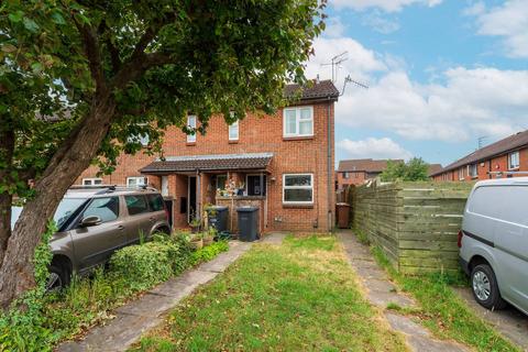 1 bedroom flat to rent, Ashfield Avenue, WD23, Bushey, WD23