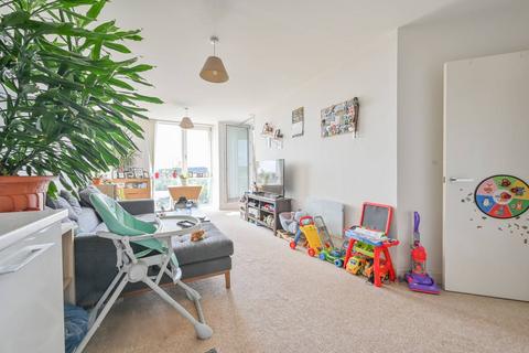 2 bedroom flat for sale, KD Tower, Cotterells, Hemel Hempstead, HP1