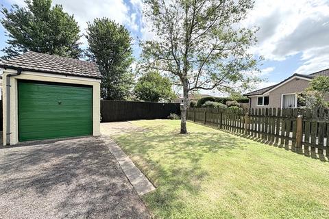 15 Azalea Close, Dunkeswell, Honiton, EX14 4XJ