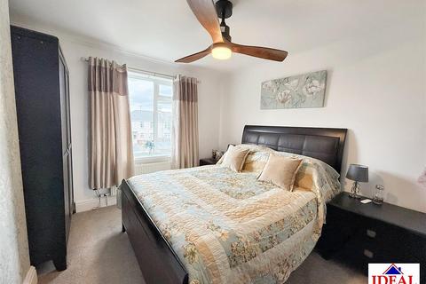 23 Washington Road, Woodlands, Doncaster, DN6 7LQ