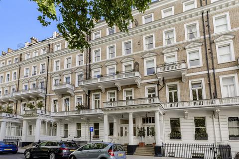 Studio for sale, Queen's Gate Gardens, London, SW7