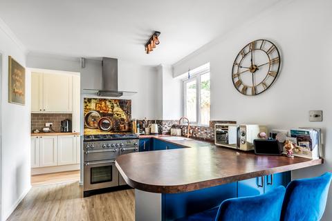 10 Greenfield, Edenbridge, TN8 5BY