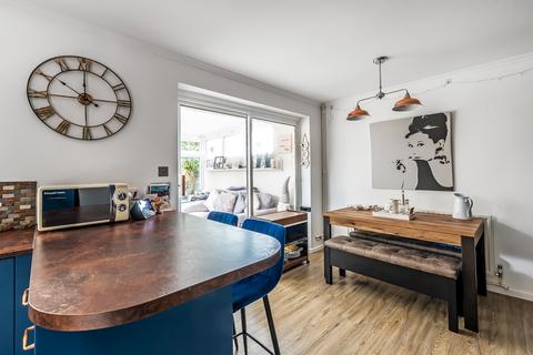 10 Greenfield, Edenbridge, TN8 5BY