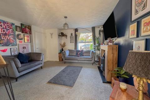 55 Blaen Ifor, Caerphilly, CF83 2NW