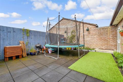 84 Olley Close, Wallington, SM6 9DJ