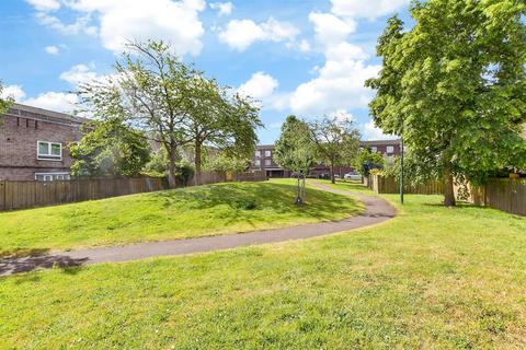 84 Olley Close, Wallington, SM6 9DJ