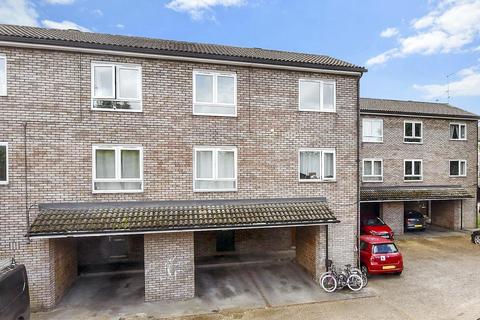 84 Olley Close, Wallington, SM6 9DJ
