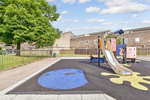84 Olley Close, Wallington, SM6 9DJ