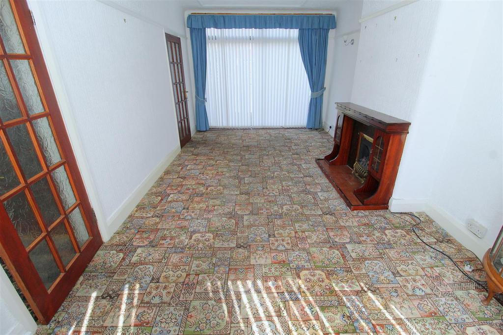 Living Room.JPG