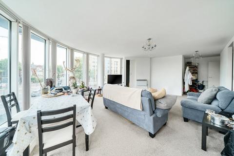 2 bedroom flat for sale, Northside Wandsworth Common, Wandsworth, London, SW18