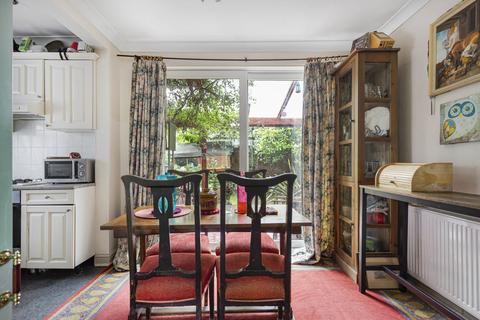 129 Colne Road, Twickenham, TW2 6RA