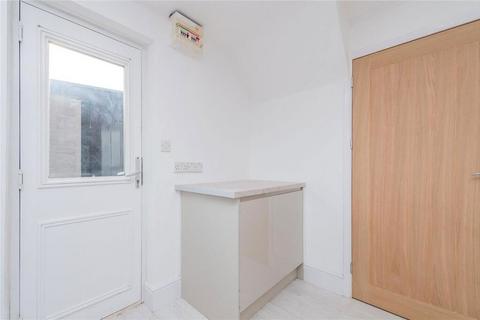 16 Third Avenue, Ketley Bank, Telford, TF2 0AW