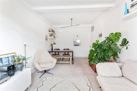 1 bedroom apartment to rent, Queens Drive, London, N4