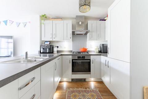 42 Apollo Crescent, Norwich, NR5 0WG