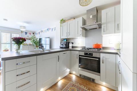 42 Apollo Crescent, Norwich, NR5 0WG