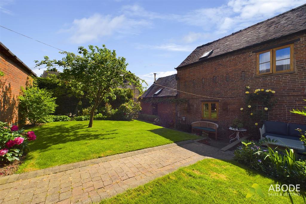 CAM03645 G0-PR0013-STILL025.jpg