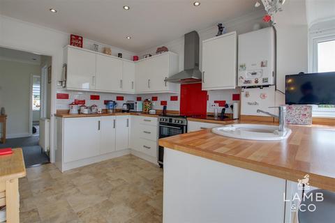 34 Amerells Road, Little Clacton, Clacton-on-sea, CO16 9HA