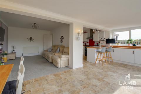 34 Amerells Road, Little Clacton, Clacton-on-sea, CO16 9HA