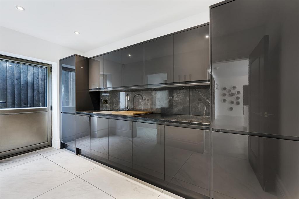 41 Massams Lane Formby-86.jpg