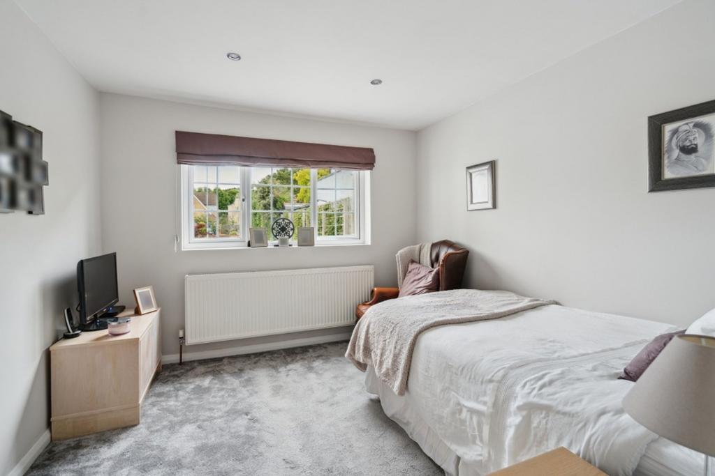 Bedroom/Office