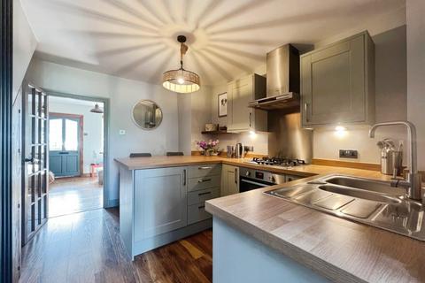 2 bedroom end of terrace house for sale, St. Leonards Road, Hythe