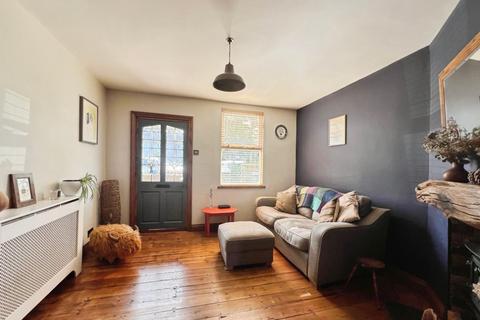 2 bedroom end of terrace house for sale, St. Leonards Road, Hythe