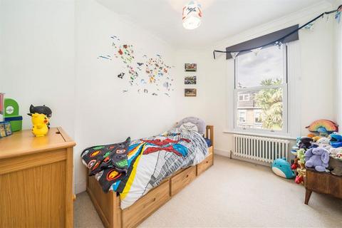 45 Mayhill Road, London, SE7 7JG