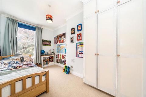 45 Mayhill Road, London, SE7 7JG