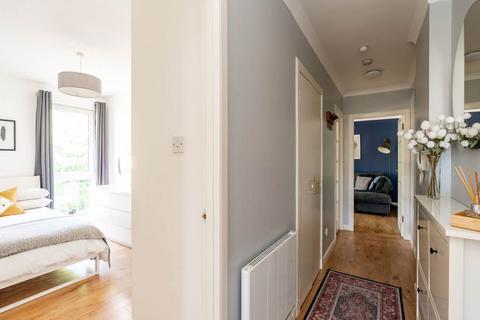 13/6, Duddingston Mills, Edinburgh, EH8 7NF