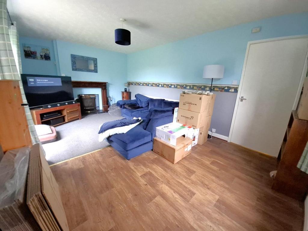 3 - sitting room.jpg