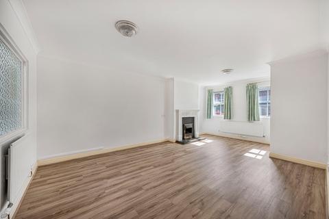 2 bedroom bungalow for sale, Suffolk Mews, Suffolk Square, Cheltenham, Gloucestershire, GL50